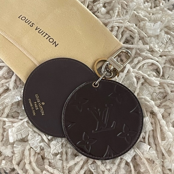 LOUIS VUITTON Vernis Mirror Bag Charm Amarante w/dust bag⭐️Always Authentic - Picture 2 of 4